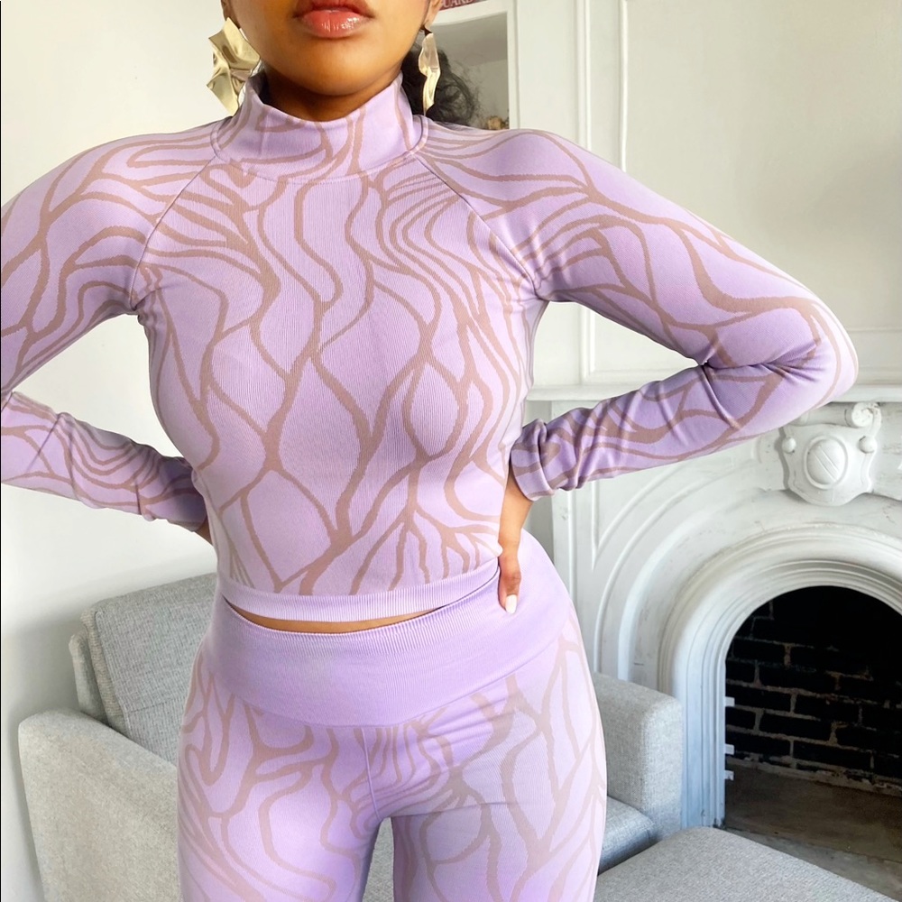 Lilac Fabletics set!